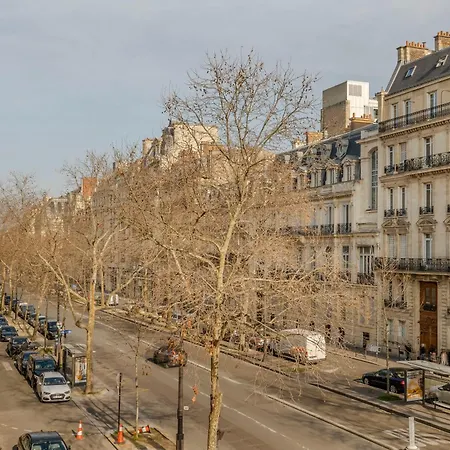 4 Bedroom Opposite The Eiffel Tower Apartamento *