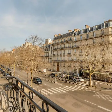 Apartment 4 Bedroom Opposite The Eiffel Tower *